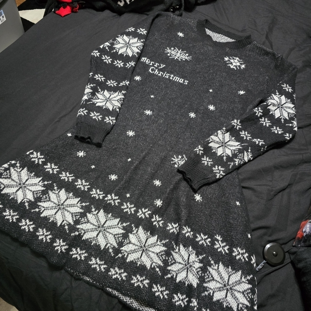 Black and White Christmas Snowflake Sweater Dress
